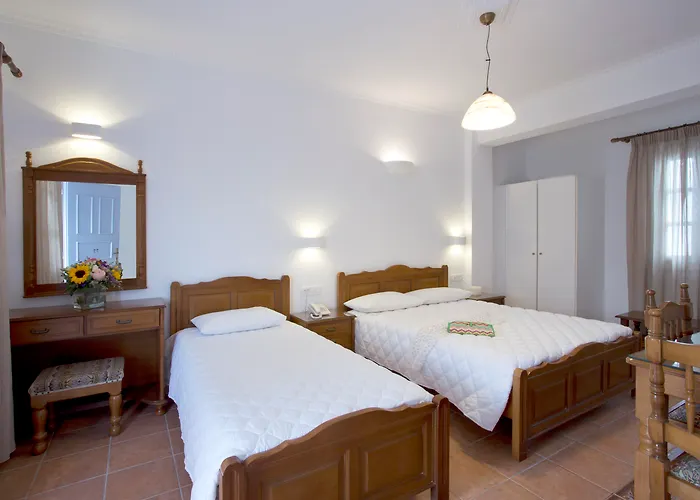 Alexandra Hotel Kamári