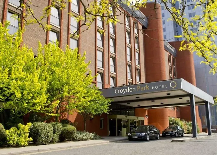 Clarion Croydon Park Hotel