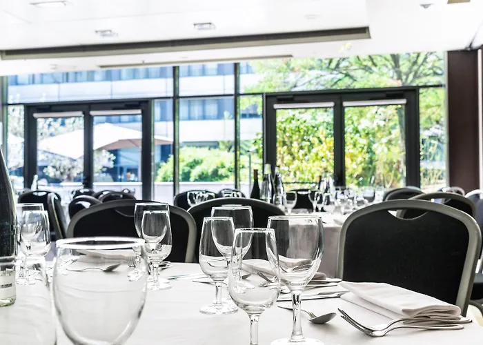 Crowne Plaza Paris - Neuilly, An Ihg Hotel