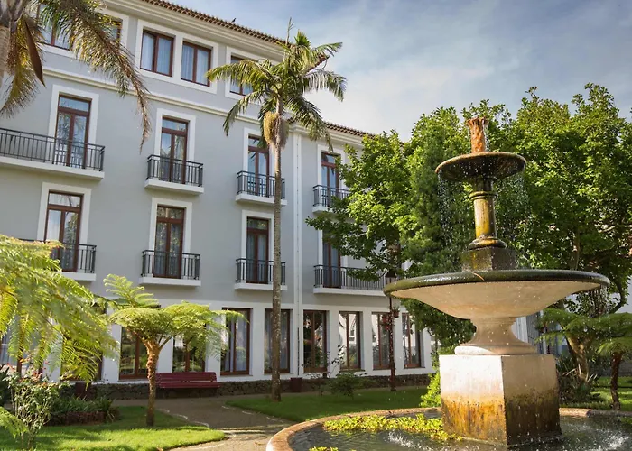 Azoris Angra Garden - Plaza Hotel Angra do Heroísmo