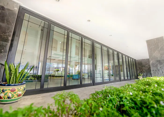 Hotel Courtyard By Marriott Phuket Town
