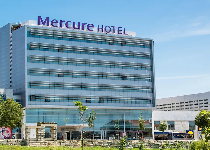 Hoteles en Almada