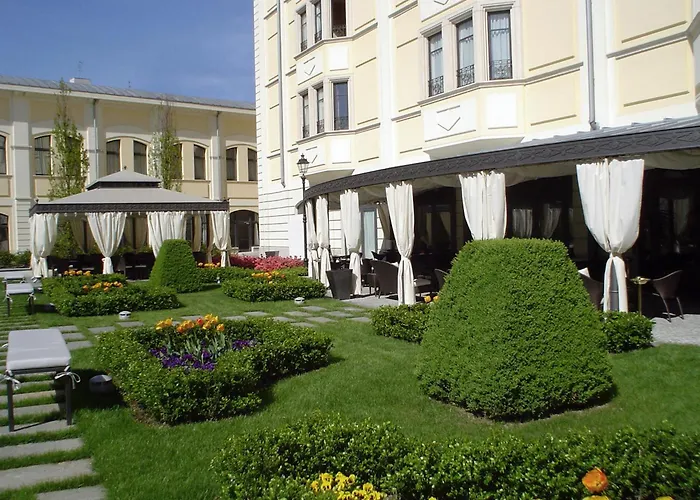 Grand Visconti Palace Milán