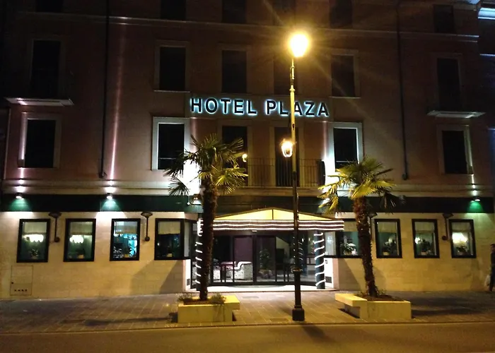 Hotel Plaza Desenzano del Garda