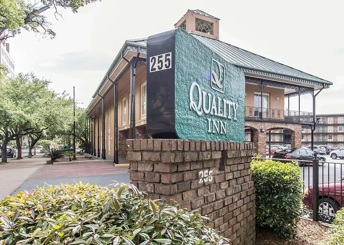 Quality Inn Downtown Historic District Mobile