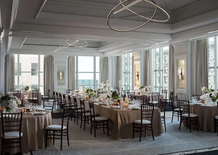 Four Seasons Chicago Hotel