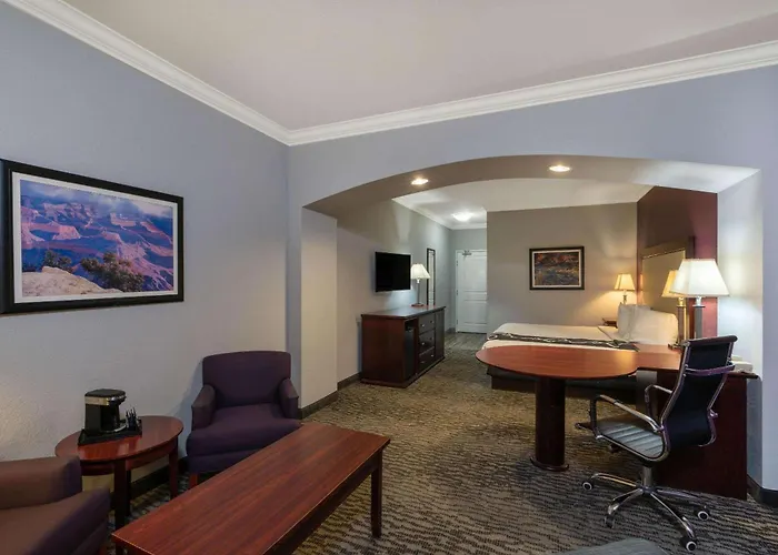 La Quinta Inn & Suites By Wyndham Loveland Estes Park