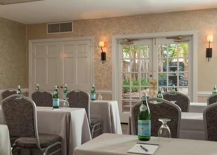 Richmond Hotels