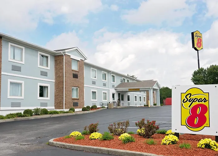 Super 8 By Wyndham Lexington Hamburg Area Hotel