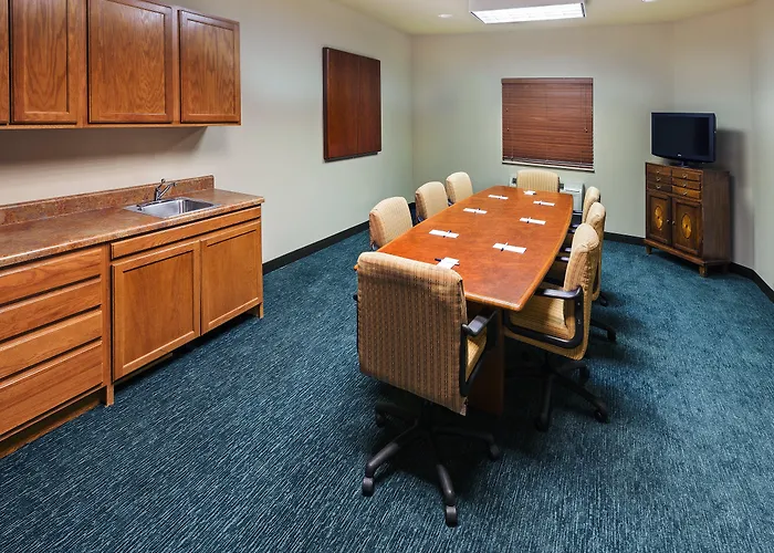 Candlewood Suites Tulsa Broken Arrow