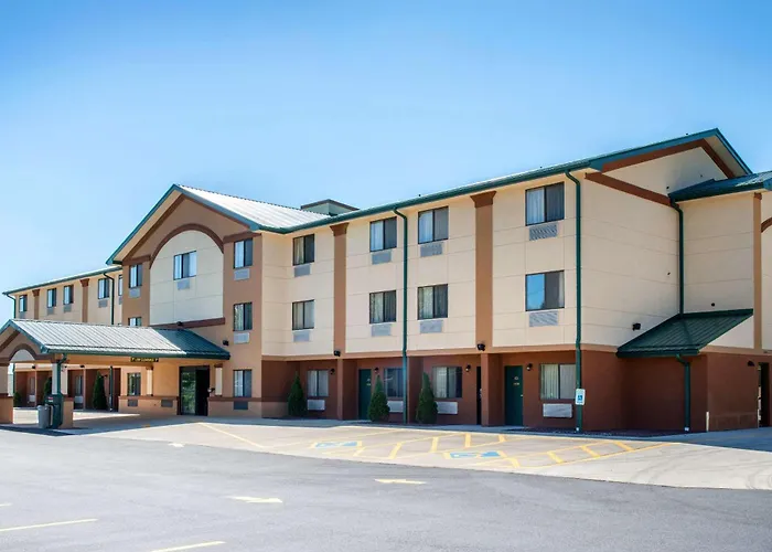Meadville Hotels