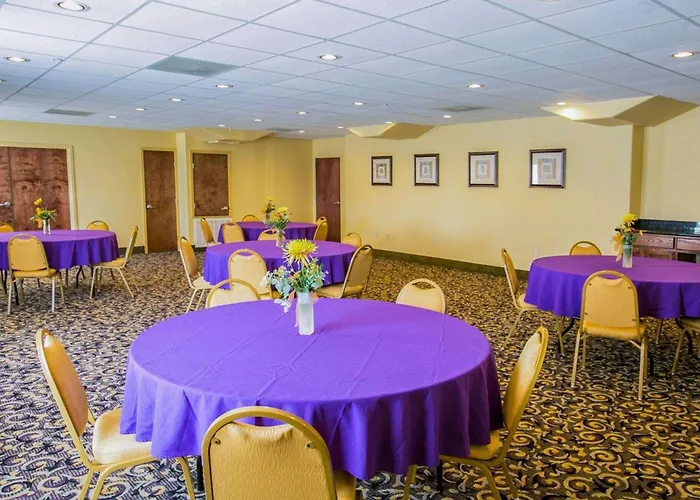 Sleep Inn & Suites Gonzales Near Palmetto State Park