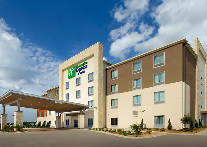 Holiday Inn Express & Suites Bay City By Ihg