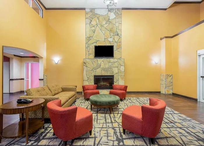 La Quinta By Wyndham Eastland