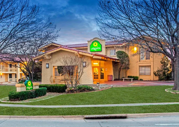 La Quinta Inn & Suites By Wyndham Wichita Falls Airport Area