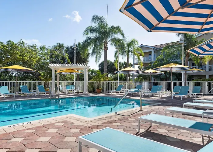 Doubletree Suites By Hilton Naples Naples Park