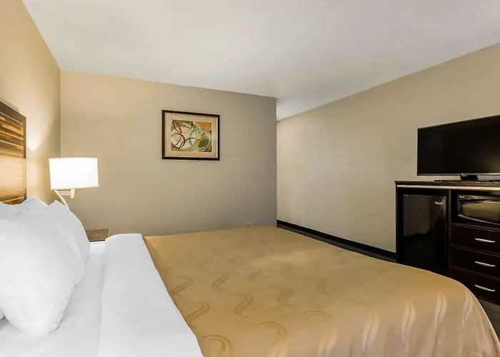 Quality Inn Fallbrook I-15