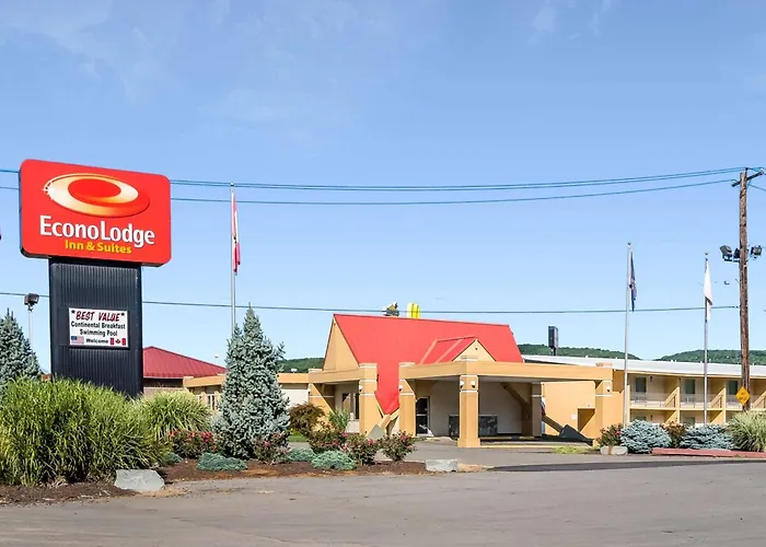 Econo Lodge Inn & Suites Binghamton