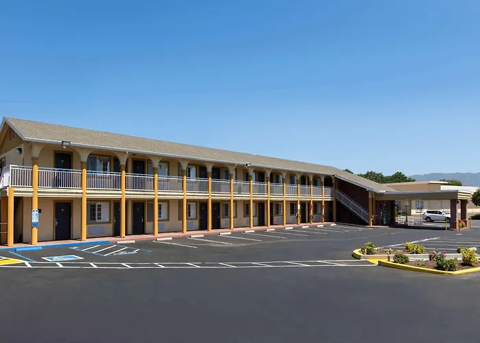 Days Inn By Wyndham Ukiah