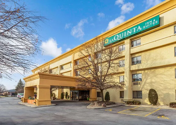 La Quinta By Wyndham Chicago Tinley Park Hotel