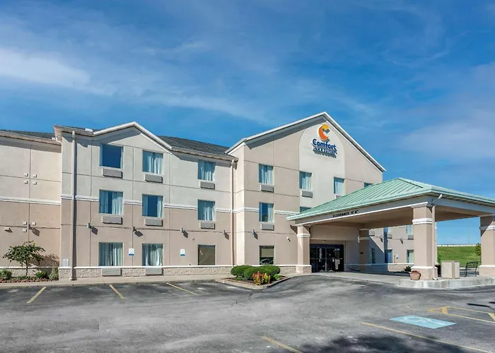 Comfort Inn & Suites Dayton Northwest - Englewood