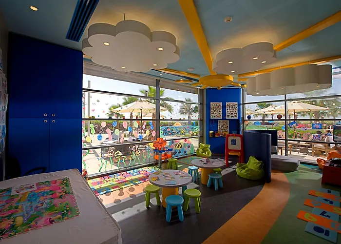 Crowne Plaza Yas Island By Ihg Hotel Abu Dhabi