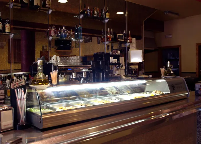 Hostal la Molina Álora