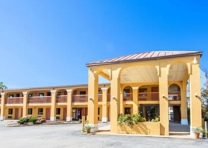 Days Inn By Wyndham Opelika