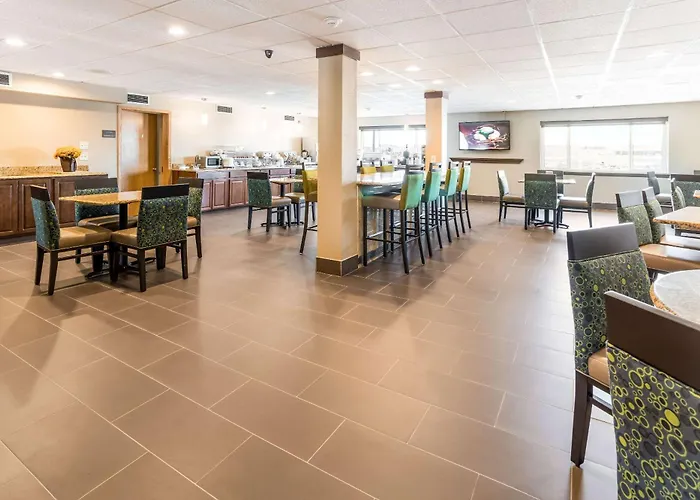 Comfort Inn Waukesha - Milwaukee West