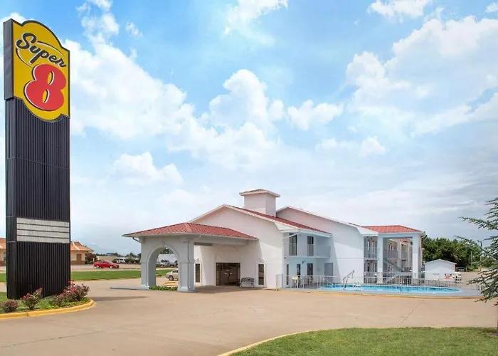 Super 8 By Wyndham Springdale Ar Motel