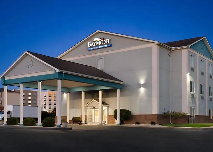 Baymont By Wyndham Elizabethtown Hotel