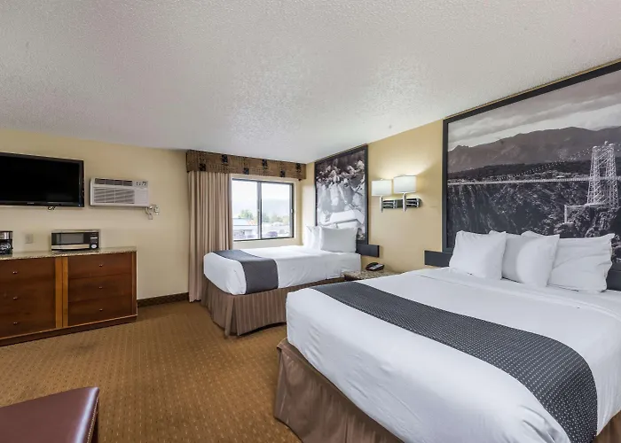 Super 8 By Wyndham Canon City