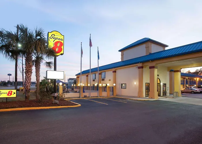 Super 8 By Wyndham Hammond Hotel