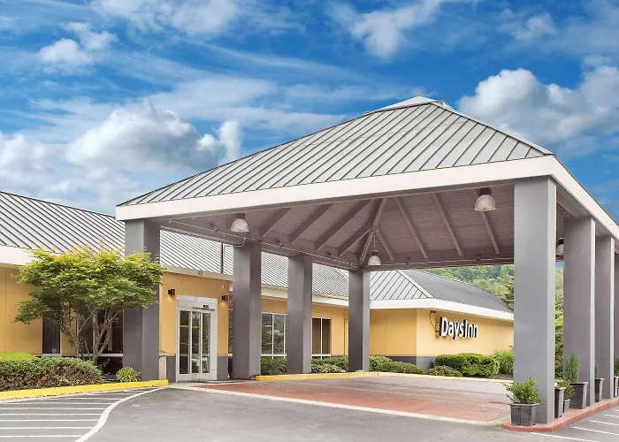 Days Inn By Wyndham Asheville/Mall