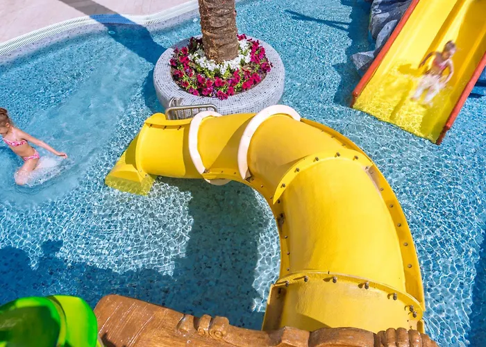 Hotel Oasis Park Splash Calella