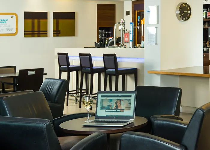 Holiday Inn Express Lincoln City Centre By Ihg