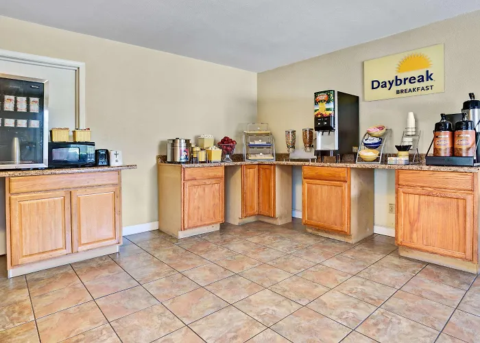 Days Inn By Wyndham Elizabeth City