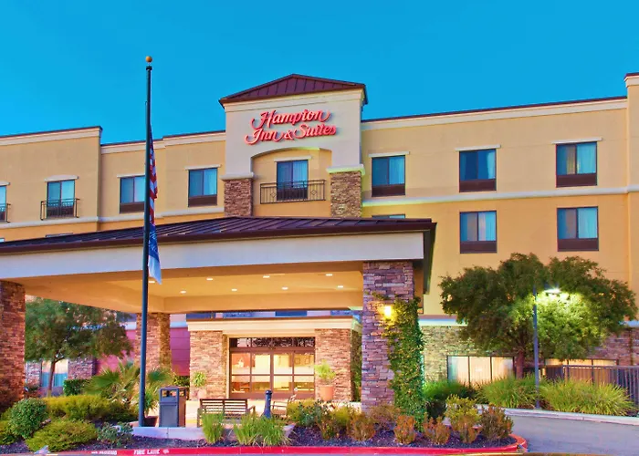 Hampton Inn & Suites Roseville