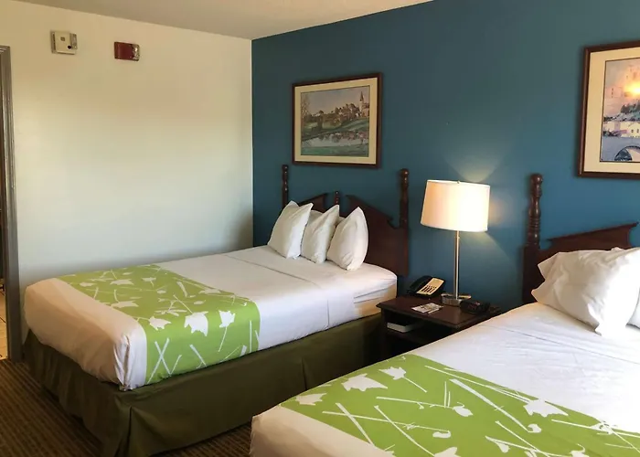 Baymont By Wyndham Roanoke Rapids Hotel