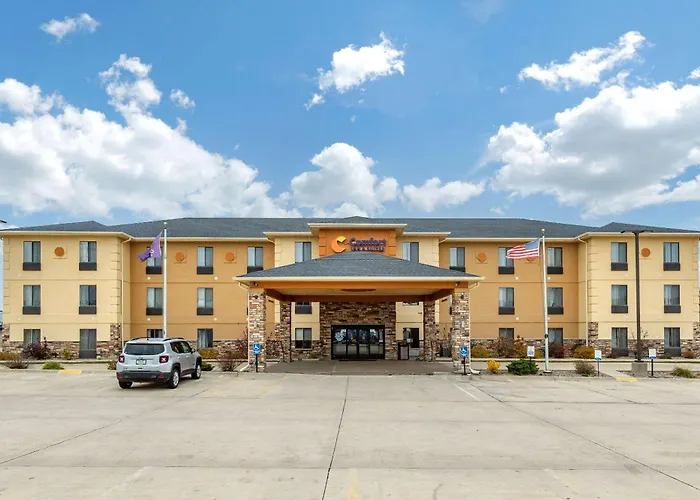 Comfort Inn & Suites Cedar Rapids North - Collins Road