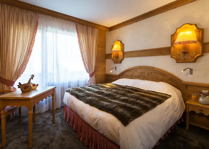 Chalet-Hôtel Neige et Roc, The Originals Relais  Samoëns