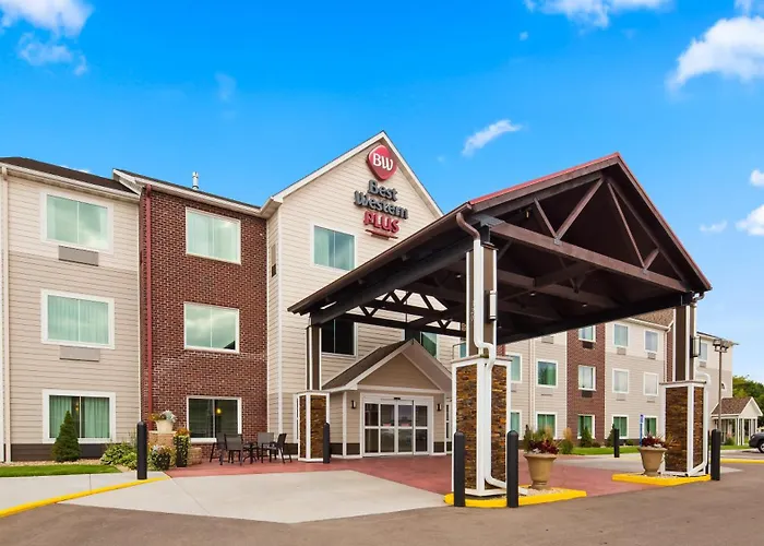 Best Western Plus Menomonie Inn & Suites