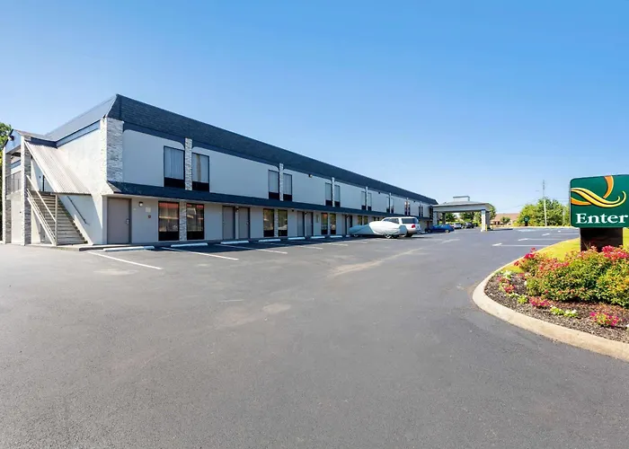 Quality Inn Cleveland North