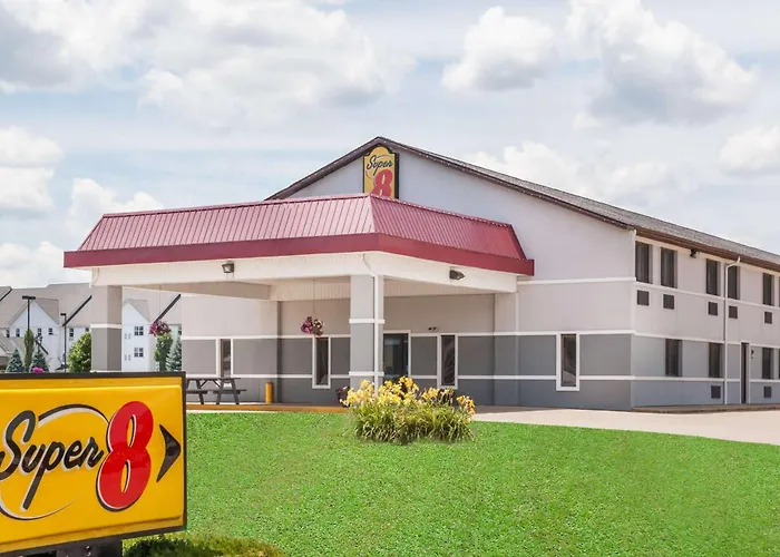 Super 8 By Wyndham Shipshewana Hotel