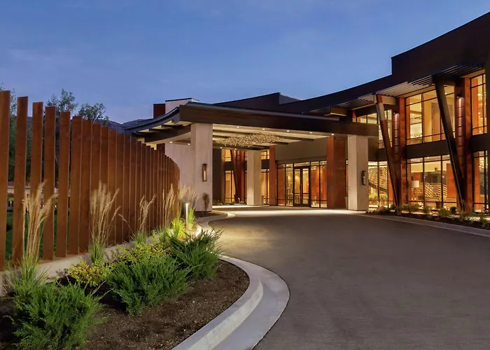 Hoodoo Moab, Curio Collection By Hilton Hotel