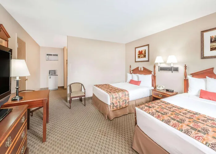 Days Inn By Wyndham Show Low