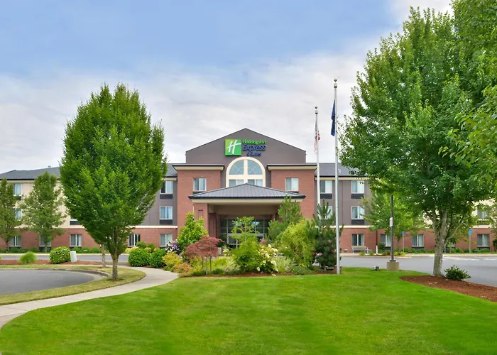 Holiday Inn Express & Suites Albany By Ihg