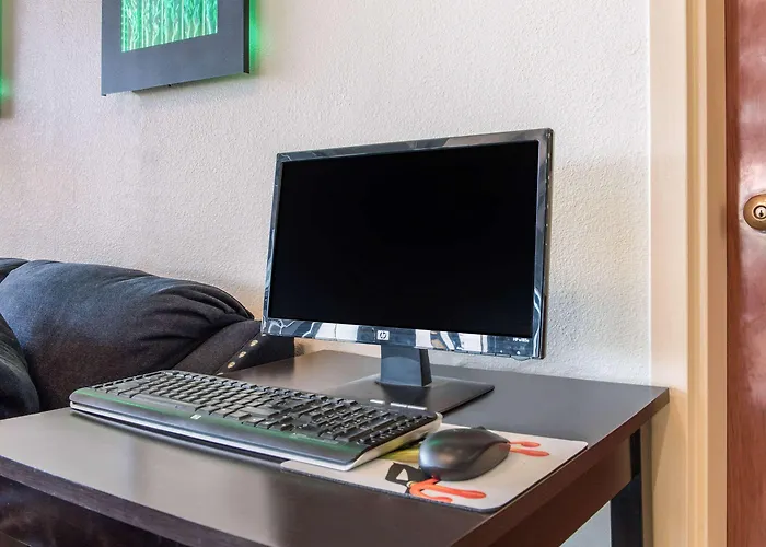 La Quinta Inn & Suites By Wyndham Miamisburg Dayton South