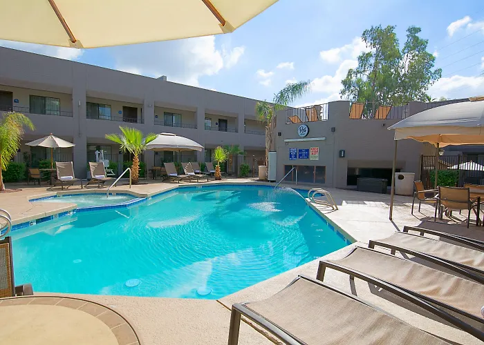 Hotel Tempe/Phoenix Airport Innsuites Hotel & Suites