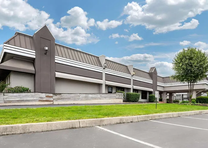 Clarion Hotel And Conference Center Harrisburg West